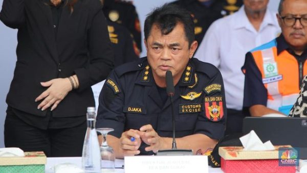 Dugaan Suap Impor Seret Nama Dirjen Bea Cukai, Kepercayaan Publik Dipertaruhkan