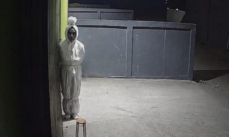 Demi Viral, Konten Prank Pocong Malah Bikin Resah di Tengah Sulitnya Ekonomi